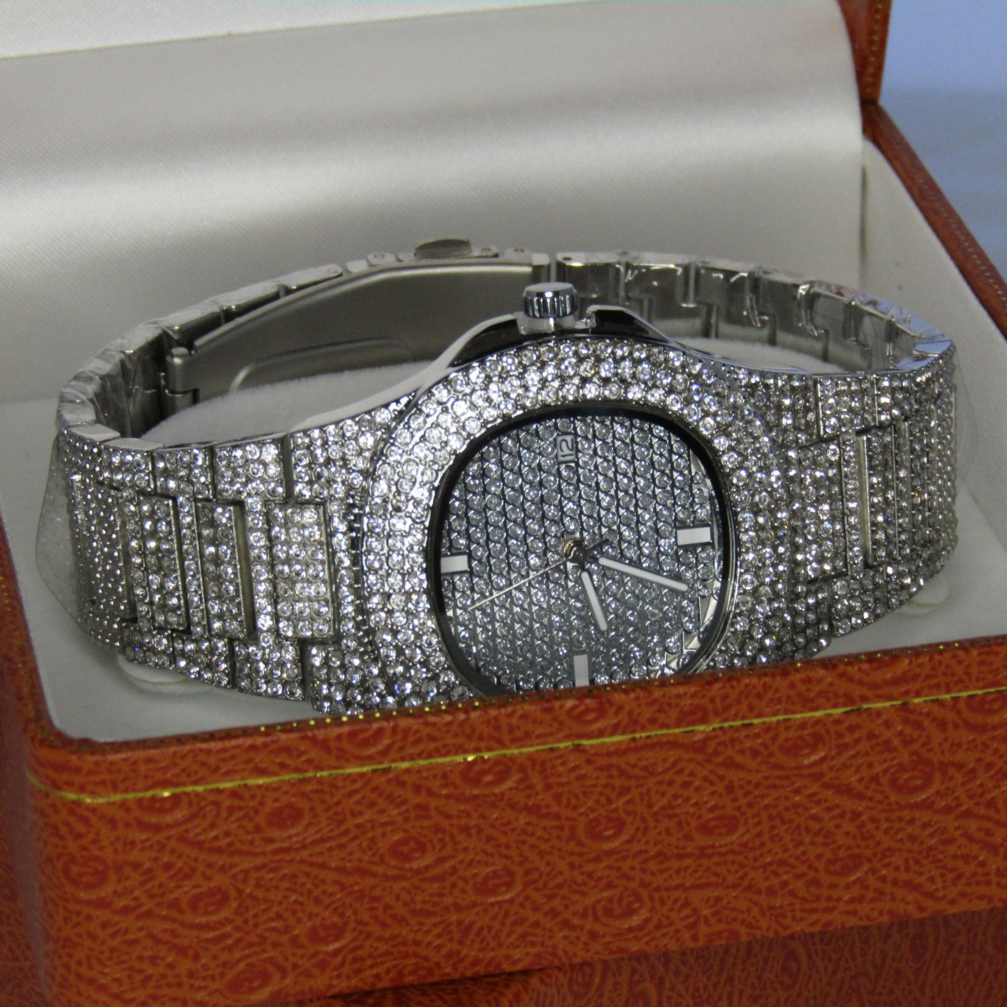 Luxurious Bling Men's Wrist Watch