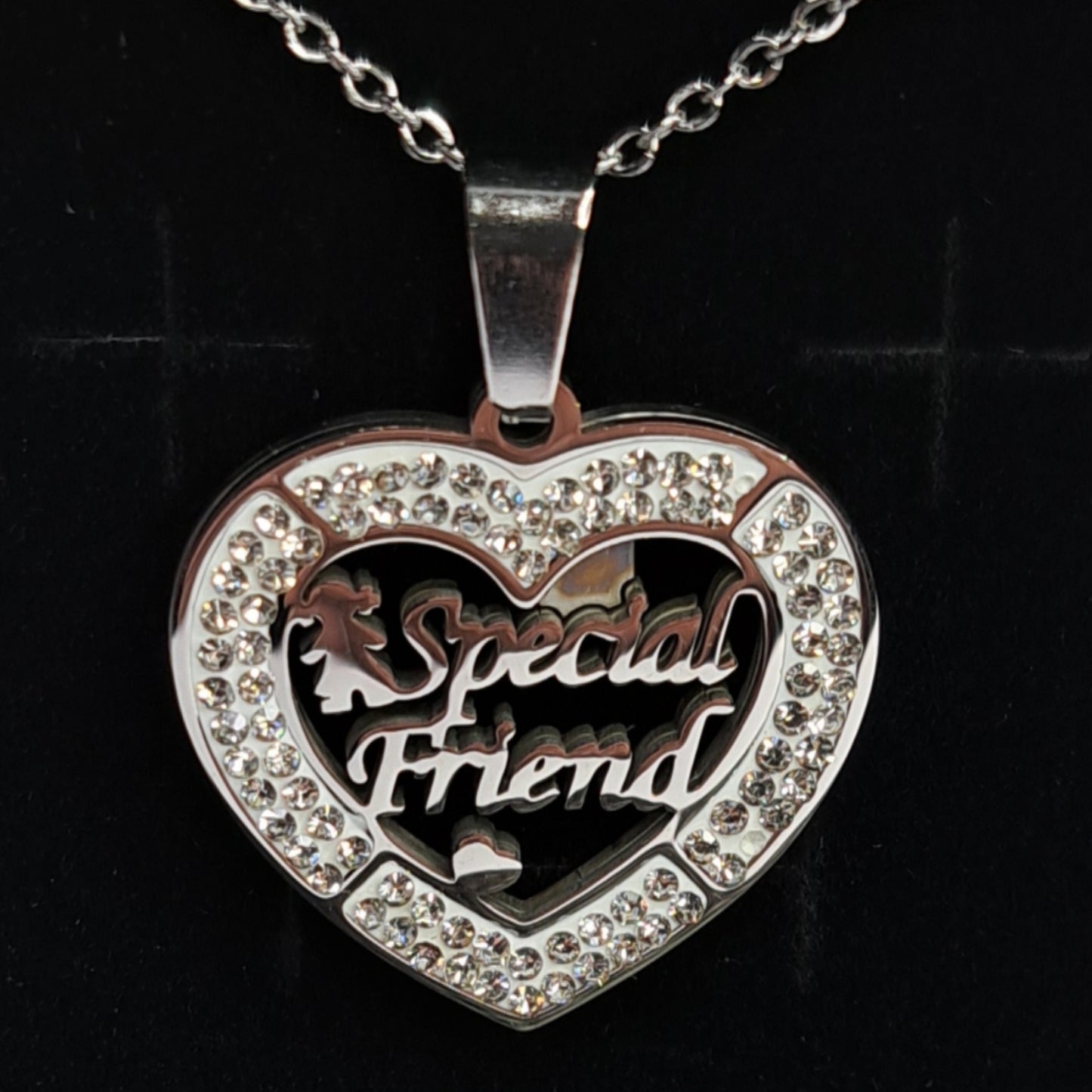 Special friend heart necklace